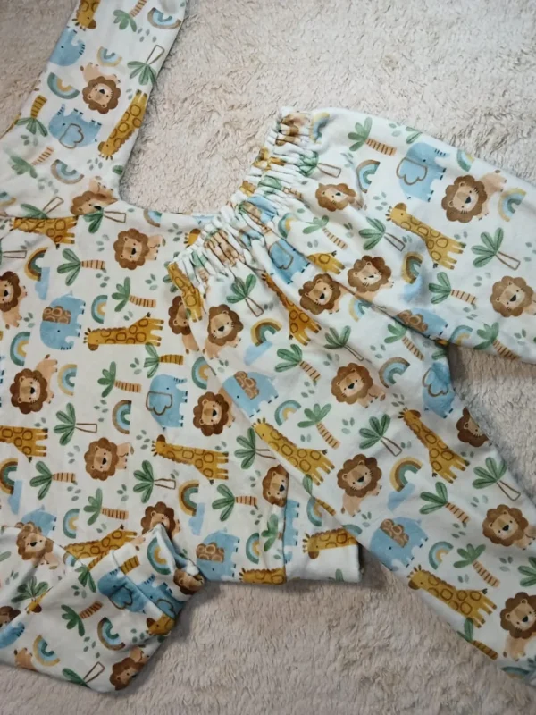 Conjunto plush bebe talle 2