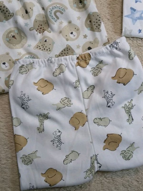 Ranitas estampadas, talles 1, 2 y 3