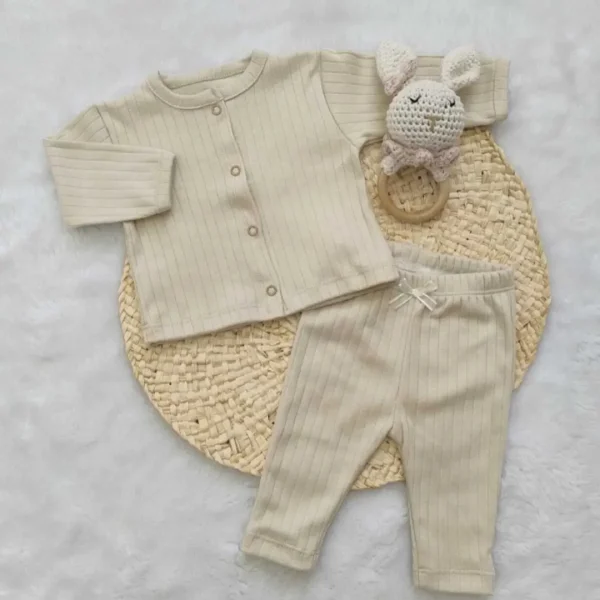 Conjunto pantalón y camperita de algodón