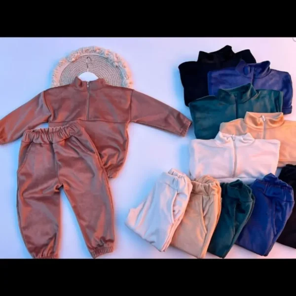 Conjunto bebé plush con frisa